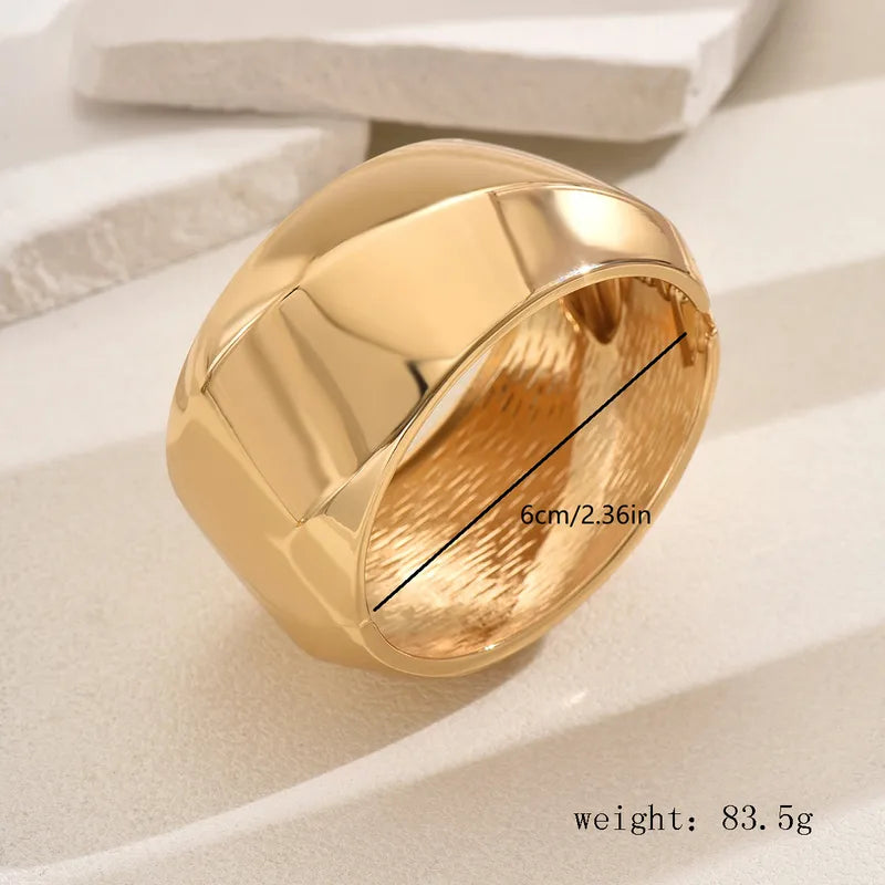 Elegant Exaggerated Oversized Leopard Alloy Bangles