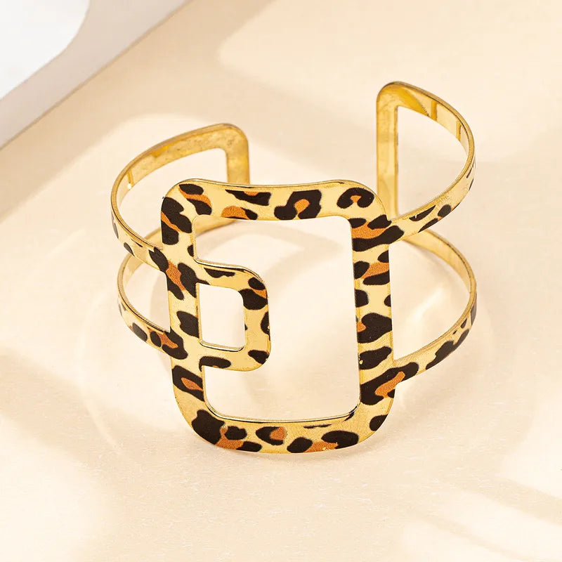 Elegant Vintage Style Square Leopard Ferroalloy