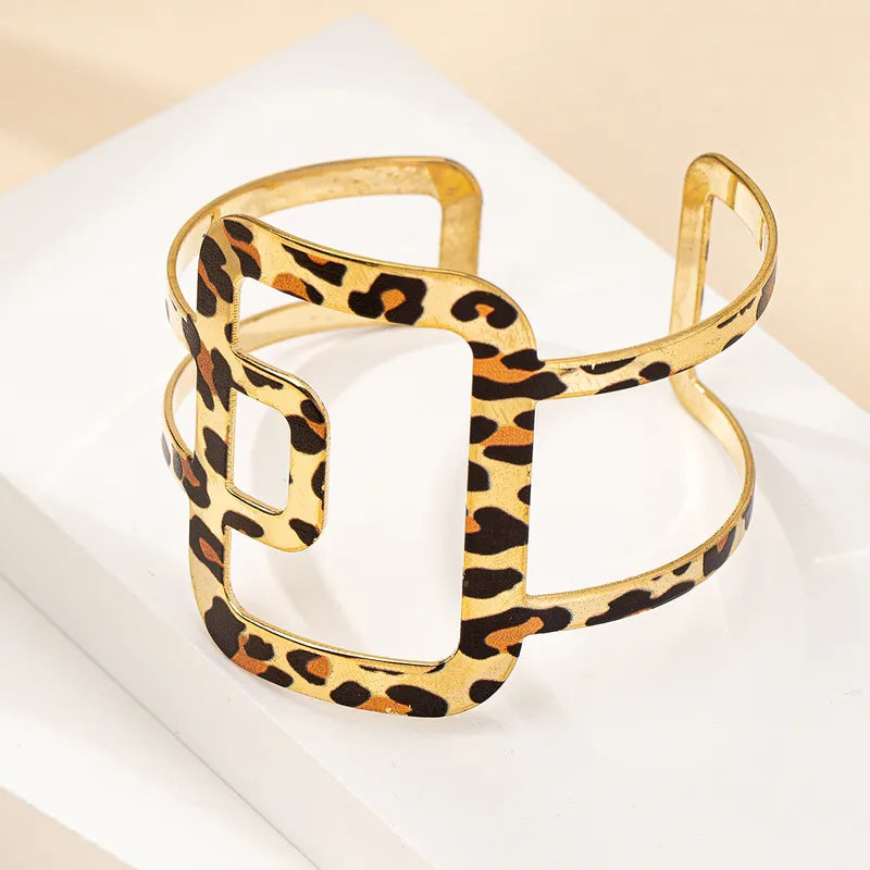 Elegant Vintage Style Square Leopard Ferroalloy