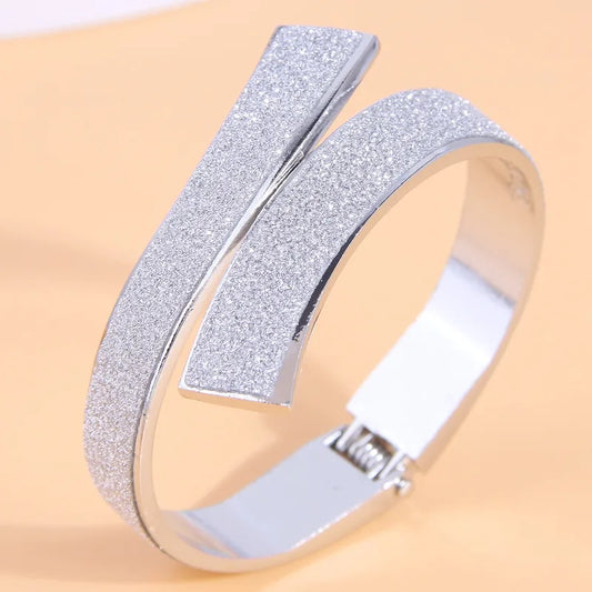 Irregular Alloy Bracelet